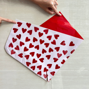 Túi Gói Hoa Trái Tim Đỏ 35x35cm 40mic – Túi Gói Hoa Cao Cấp