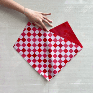 Túi Gói Hoa Caro Đỏ Có Lỗ 35x35cm 40mic – Có Lỗ Đáy, Gói Hoa Tươi, Hoa Sáp